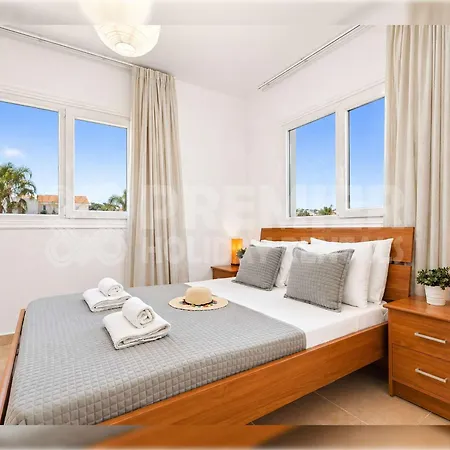 3br With Pool & Slide - Paradise By Premier Villa