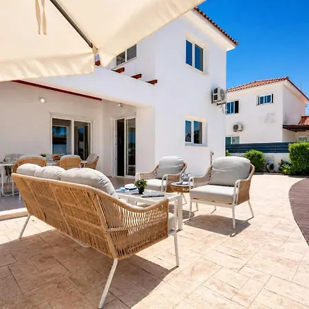 Villa 3br With Pool & Slide - Paradise By Premier Protaras